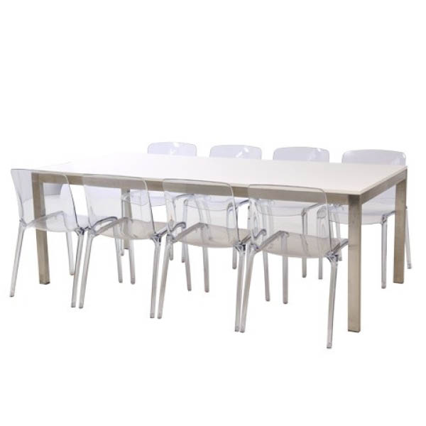 Ensemble 8 chaises tiffany cristal & une table linéa blanche