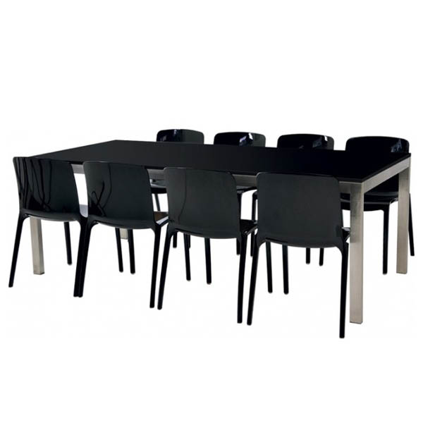 Ensemble 8 chaises tiffany noires & une table linéa noire